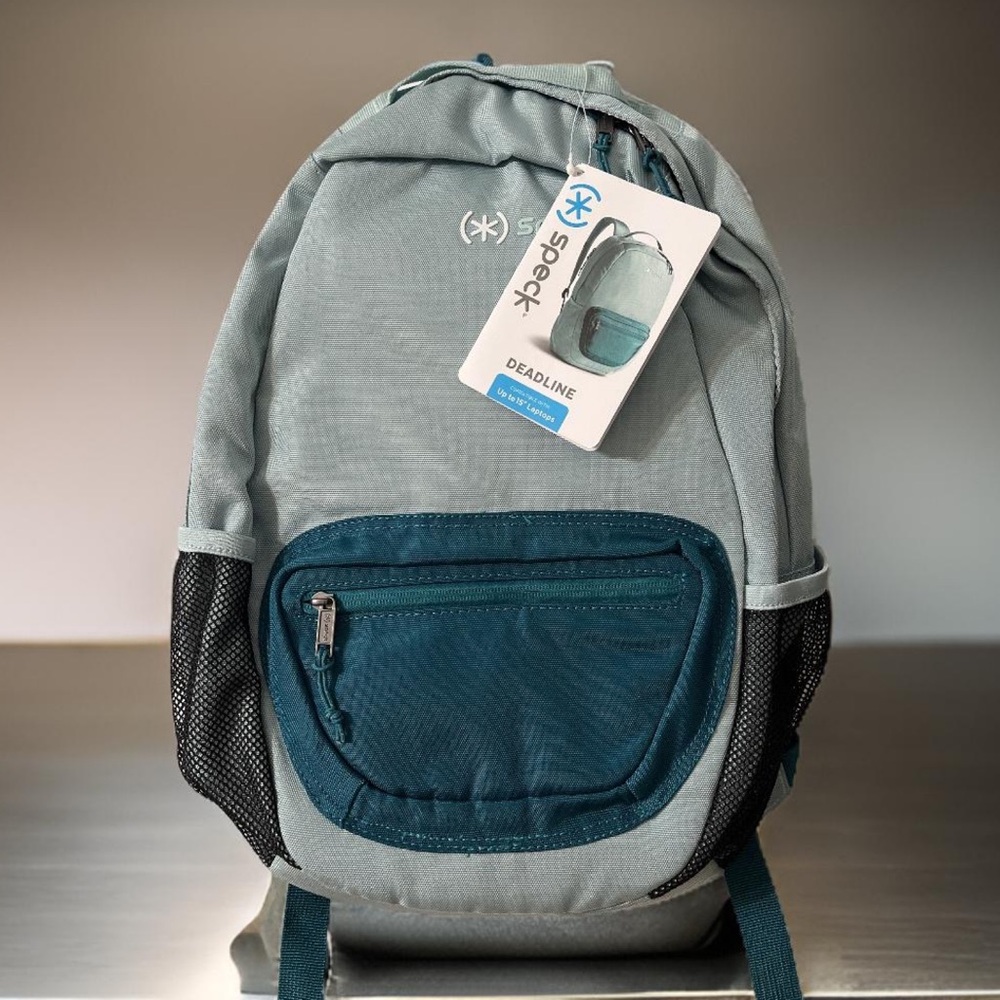 🔥BNWT SPECK BACKPACK🔥